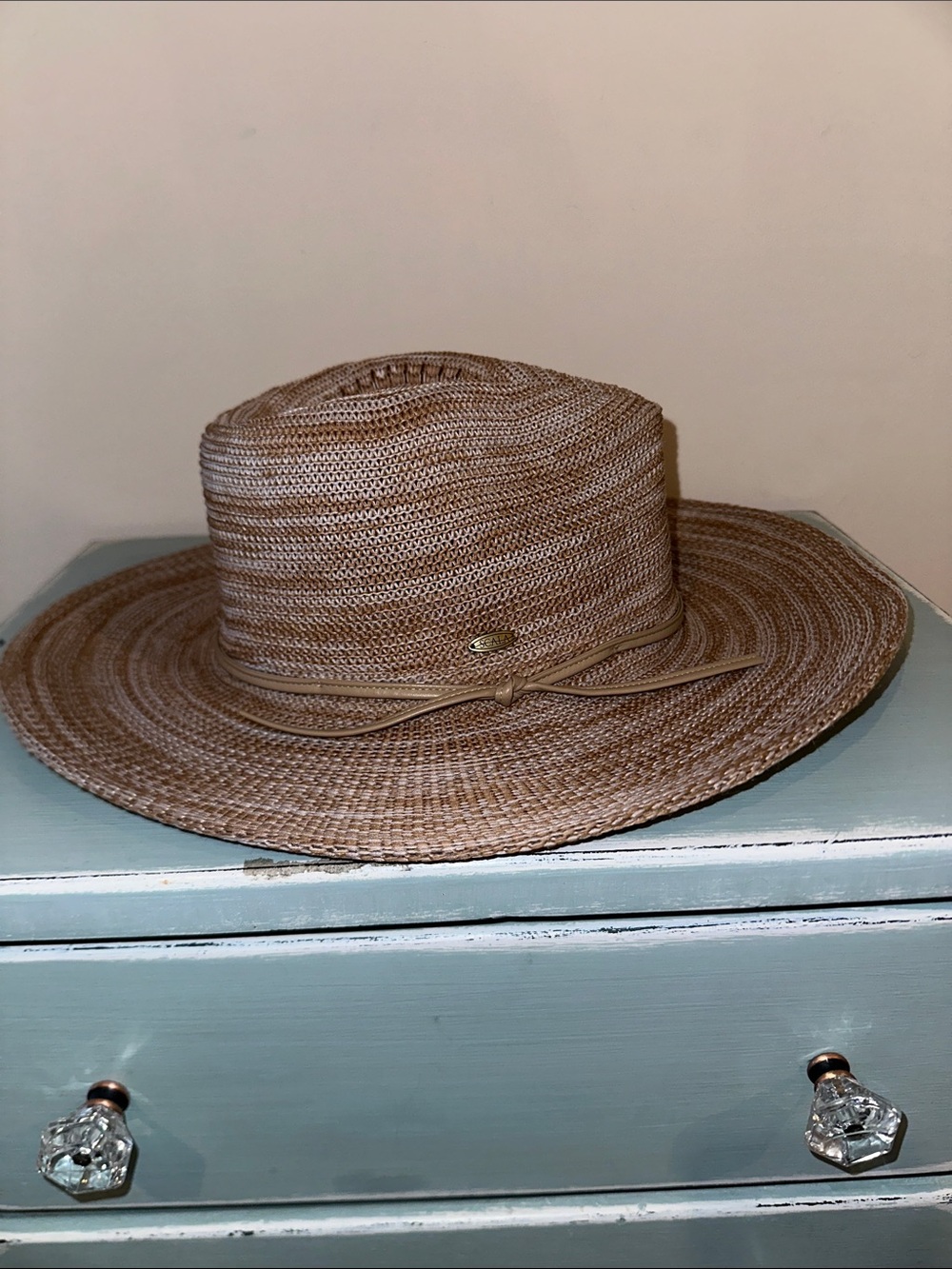 Scala woven straw sun hat in light brown and tan
